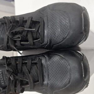 Shoes Sketchers non slip shoes